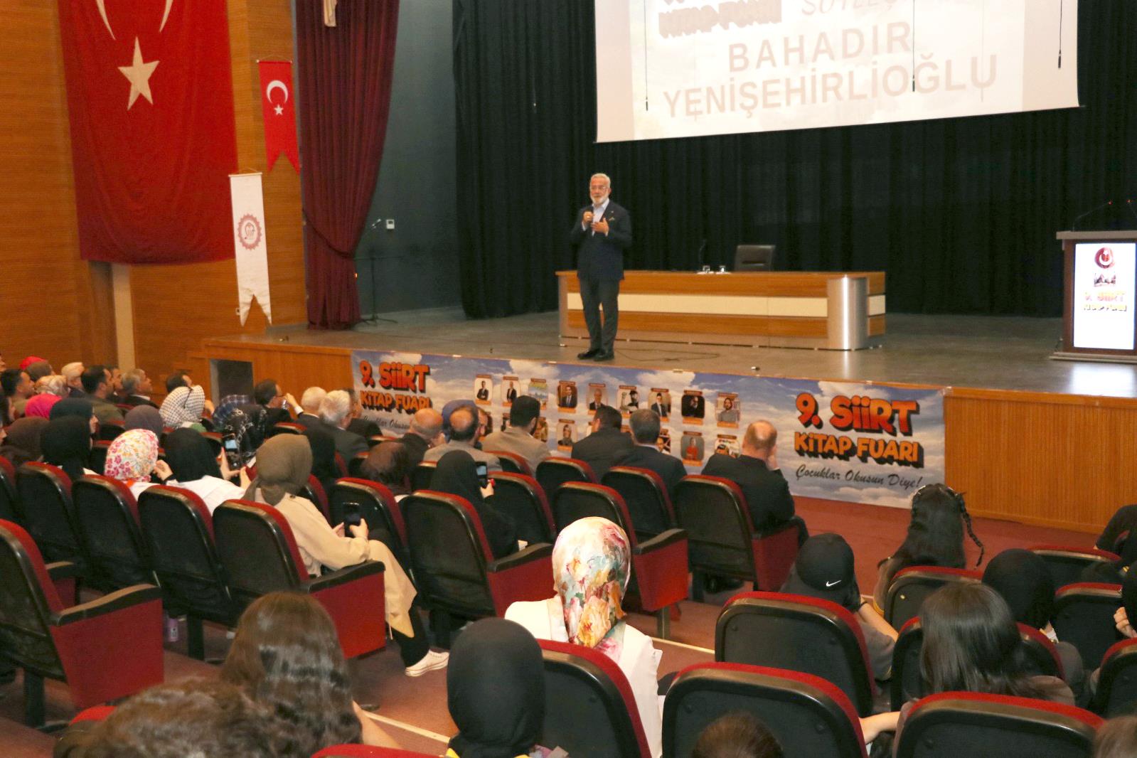 Rektörümüz Prof. Dr. Nihat Şındak, Bahadır Yenişehirlioğlu’nun Söyleşisine Katıldı